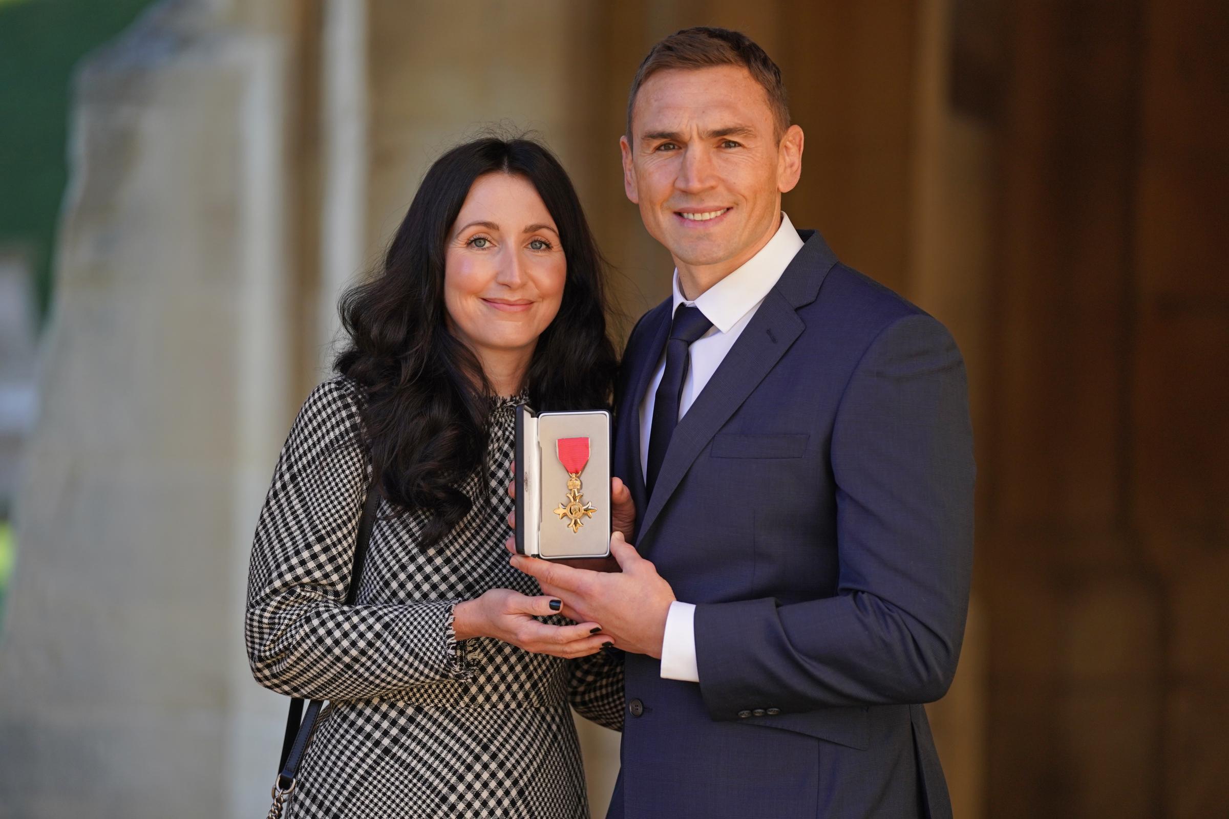 Kevin Sinfield with his wife Jayne (Picture: PA/Steve Parsons)