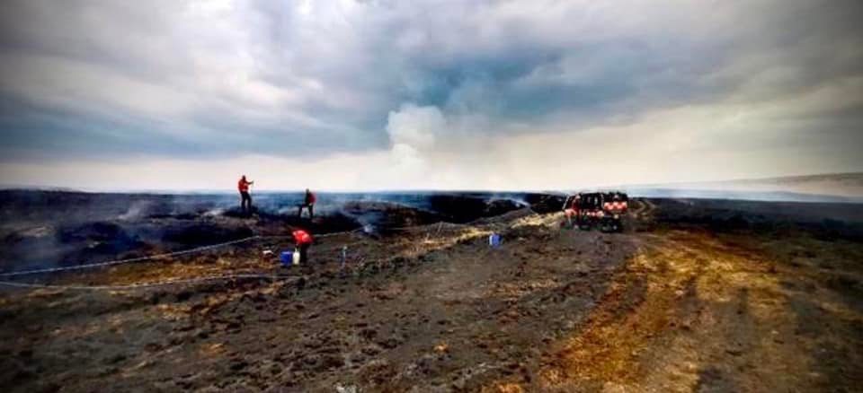 The moorland blaze (Picture: West Yorkshire Fire and Rescue Service)