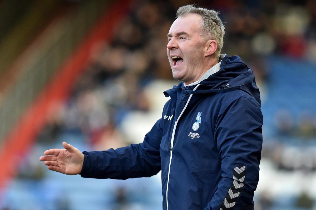 Oldham Athletic manager John Sheridan calls on players to believe amid  relegation battle | The Oldham Times