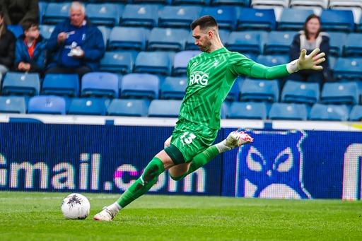 Oldham Athletic goalkeeper says club can come back stronger